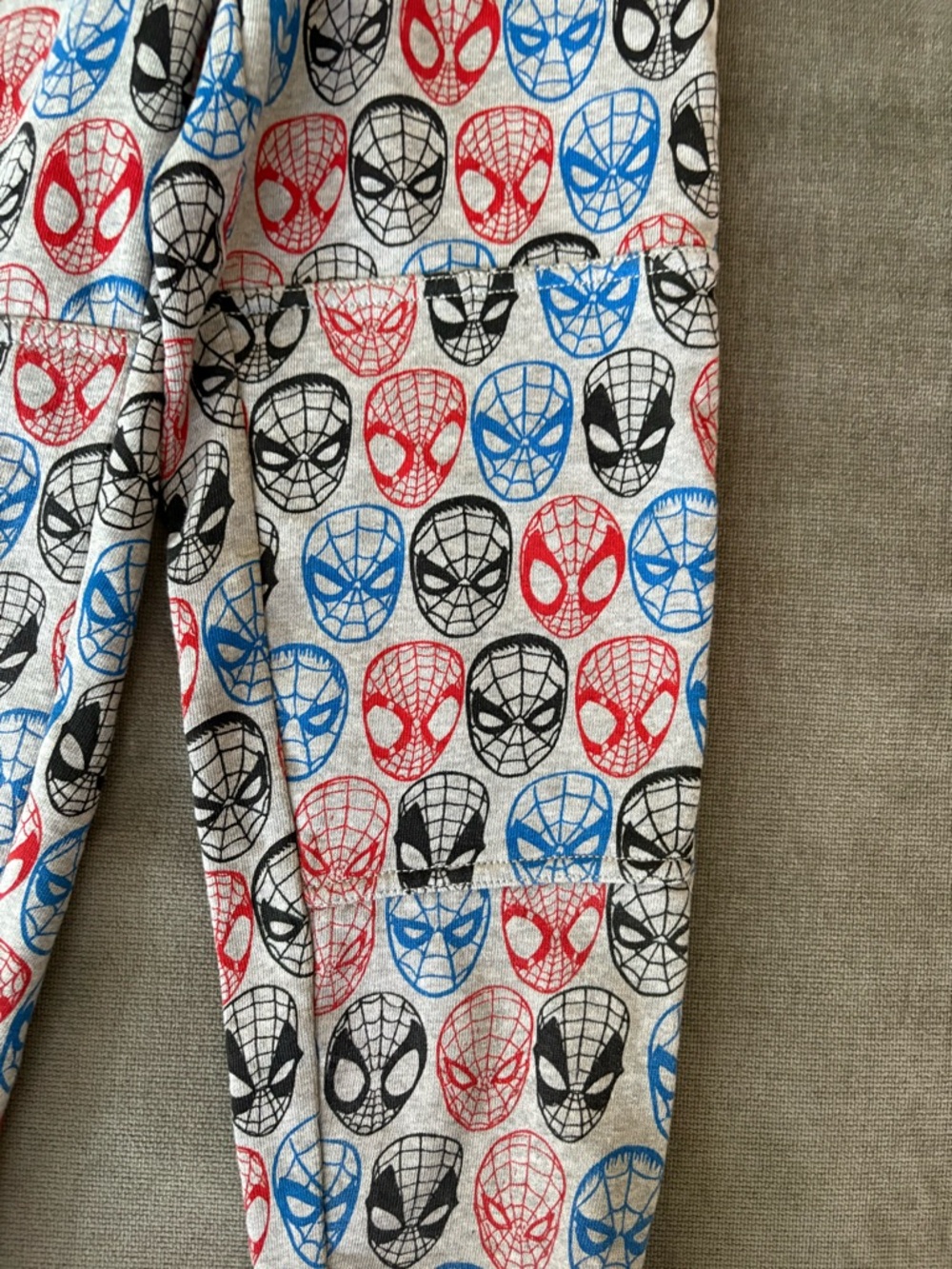 Hanna Andersson Spider-Man joggers sweatpants - Picture 3 of 5